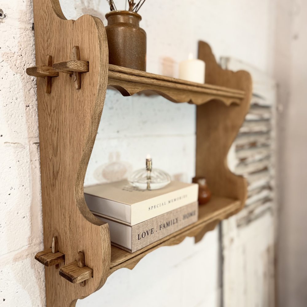 Étagère murale vintage en bois