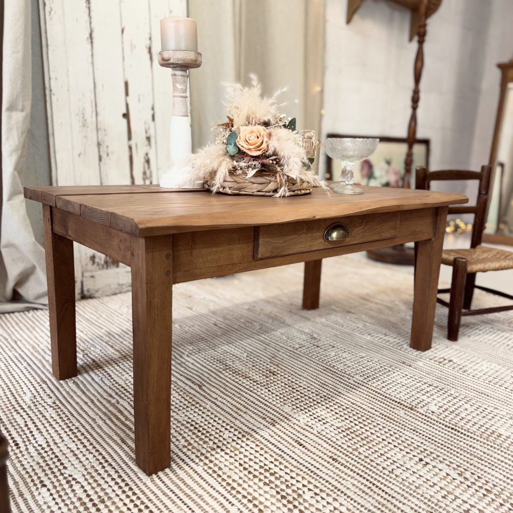 Table basse rustique en bois